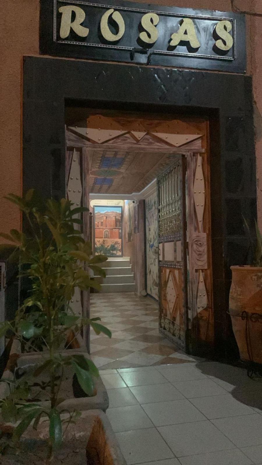罗萨斯公寓酒店 瓦尔扎扎特 外观 照片